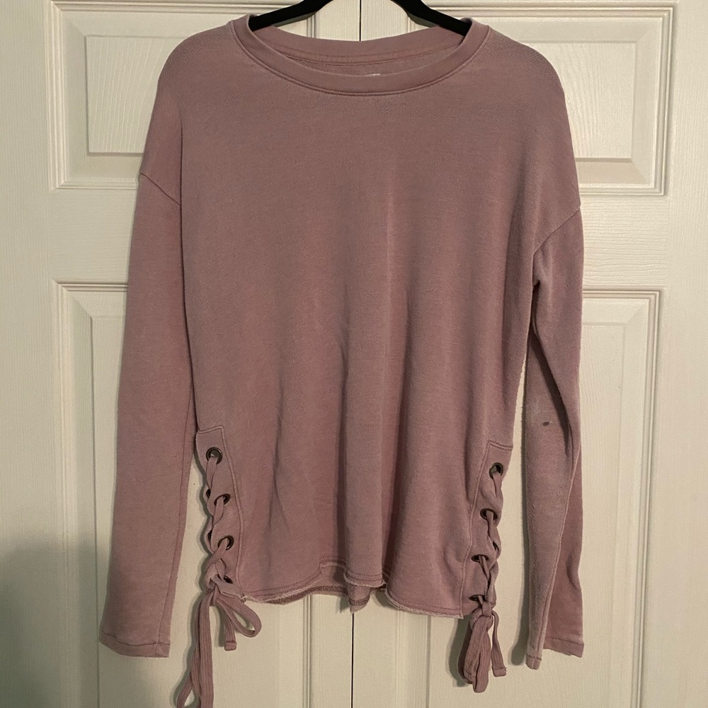 American Eagle Tie Sweatshirt